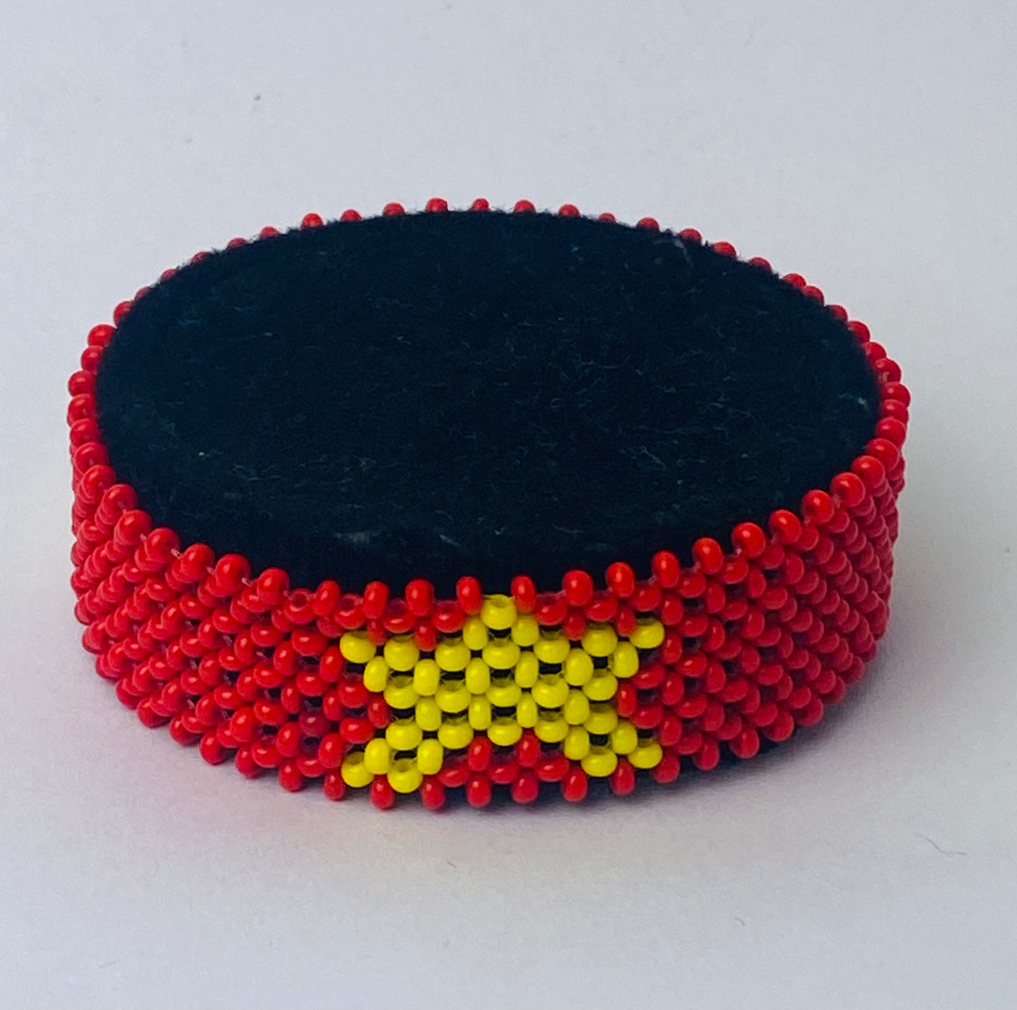 Vietnam flag hand made fosbrace beads bracelet