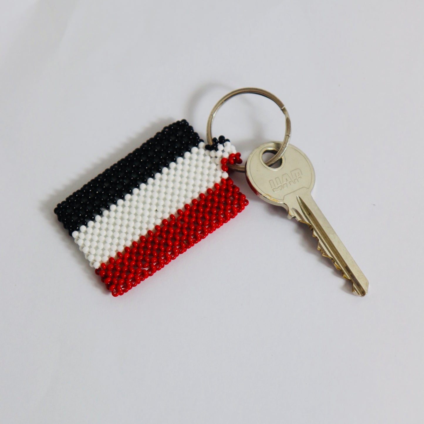 yemen flag hand made beads key chain